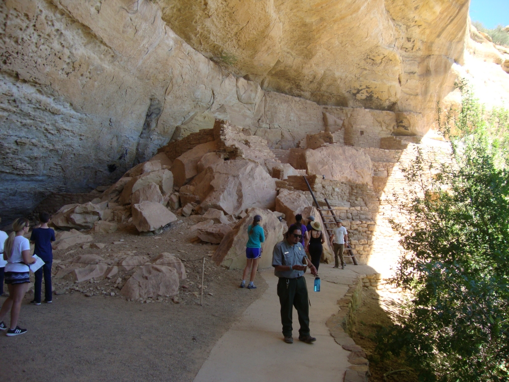 These are the structures visible on the short self-guided Step House Tour at Wetherill Mesa.