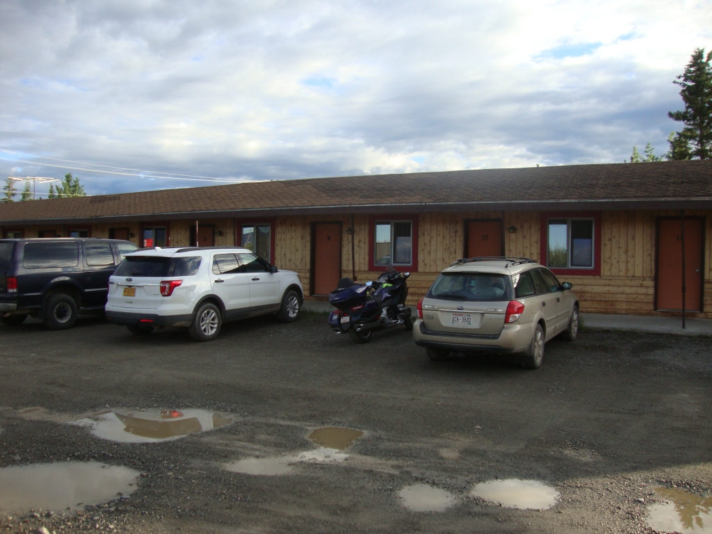 Night 1, June 27, was the usual stop at Young's Motel in Tok. It had been a pleasant 322-mile ride from Anchorage, with lunch in Glenallen.