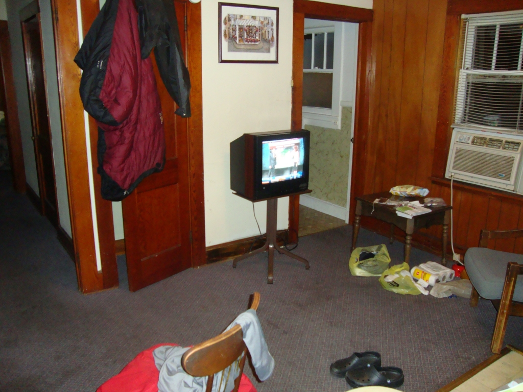 Here's the kitchen/dining area. Blackhawk Bob and Herb were at the Budget, and at the First Baptist Church's free pancake breakfast on Saturday I sat beside Slow But Sure and Because of Her.