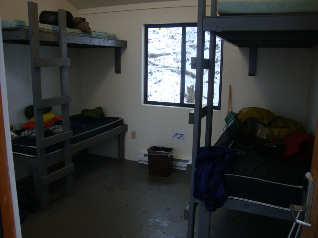After lunch at a frigid Wesser Bald Shelter around 1:30 PM, a rough afternoon's hike brought me to this bunkroom at the Bryson City NC Nantahala Outdoor Center (NOC) at 5:10 PM. 