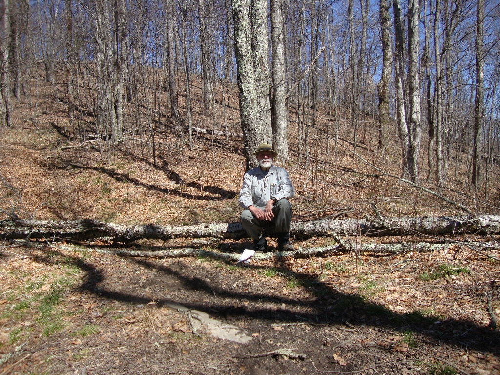 About 3 miles north of Derrick Knob, I stopped for lunch here at noon.