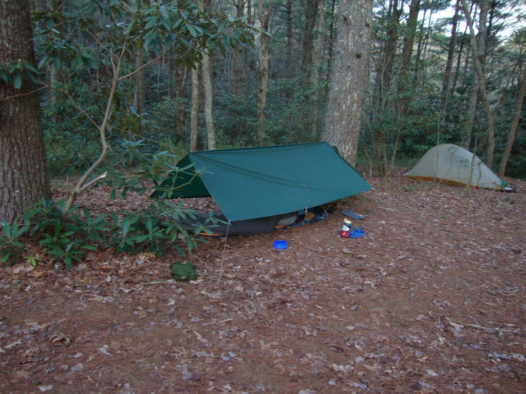 This is how she set hers up; I'd seen it at Icewater Gap also. Very neat!