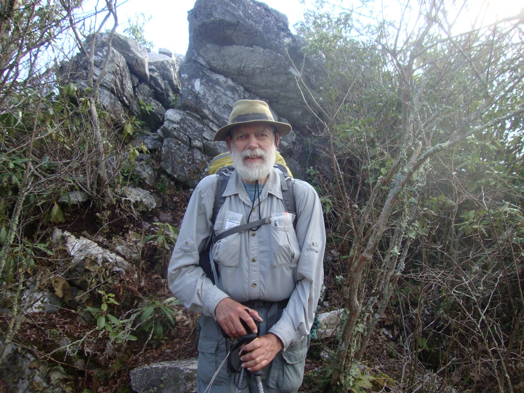 Another hiker snapped this; see the white blazes to the left and above my hat.