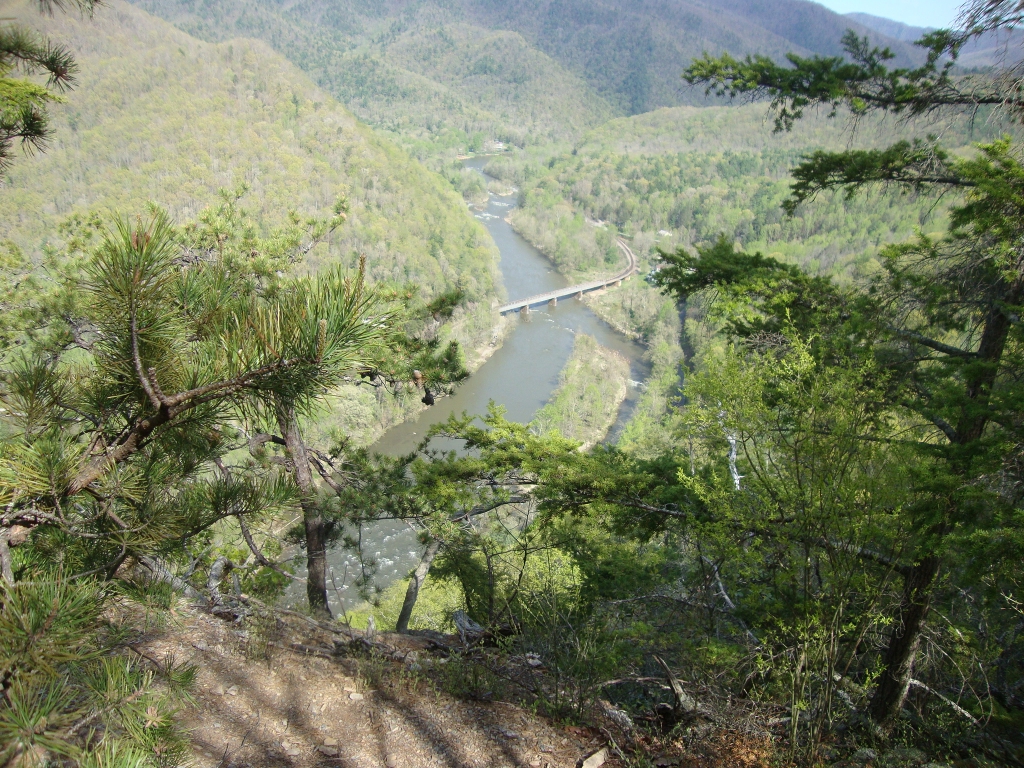 At 4:30, after ascending and descending several seemingly identical knobs that had me thinking I was on a treadmill, I began the descent to Erwin.