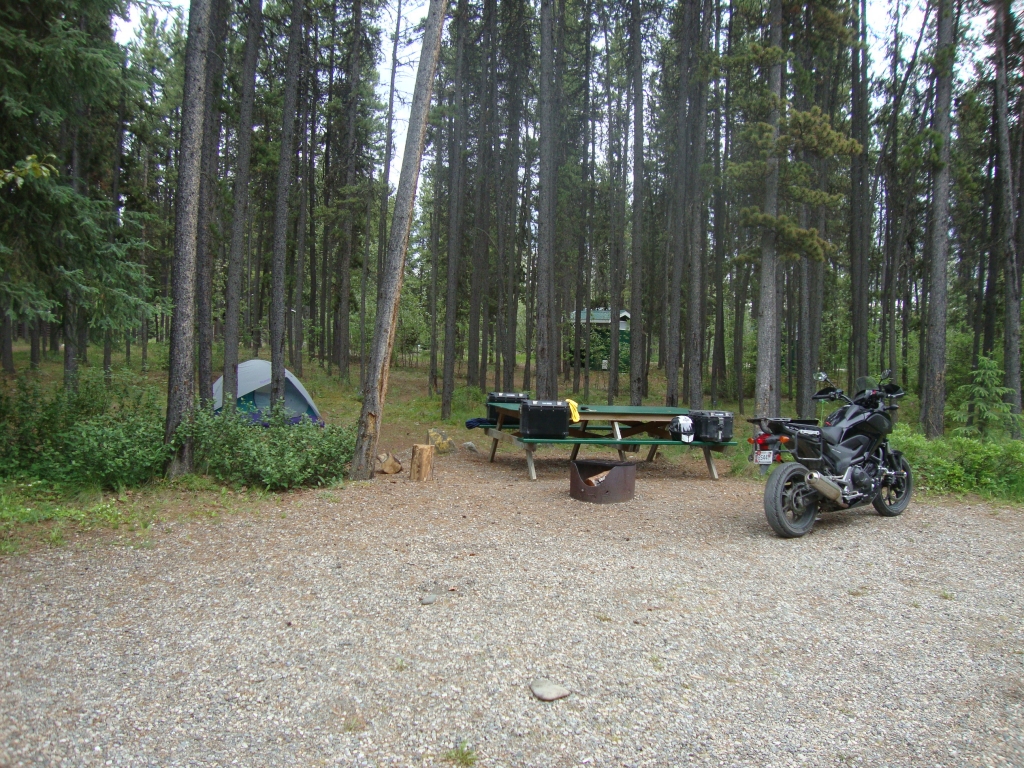 Night 3: Big Creek is a small park, by Yukon standards, but clean and attractive... except for the hordes of mosquitoes! It is only 25 miles west of the Cassiar Highway.
