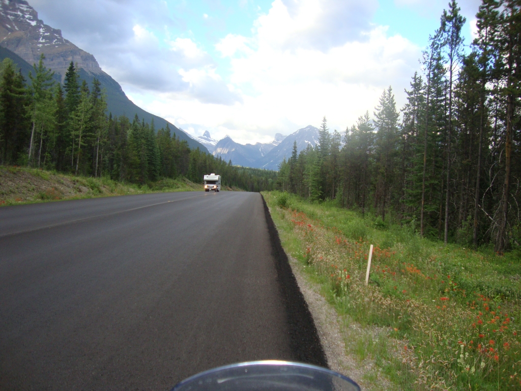 Day 7: Today I make the States! This is just a taste of coming attractions, heading south on Route 93, the Icefields Parkway, at 7:45 AM.