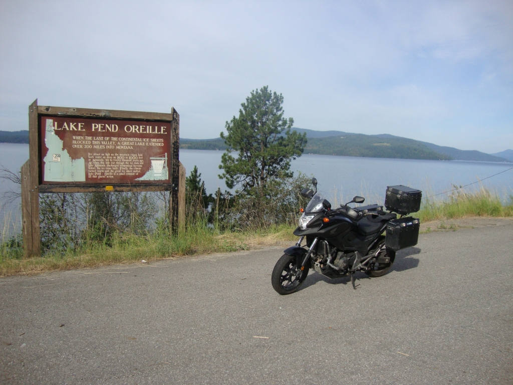 Day 8: Andrea (and Google) suggested I head east on  Rt. 200, instead of I-90 at Coeur d'Alene. Glad I did! Nice road, and a few charming small-town Fourth of July celebrations. (PS: It's pronounced Pon Duh Ray!) 