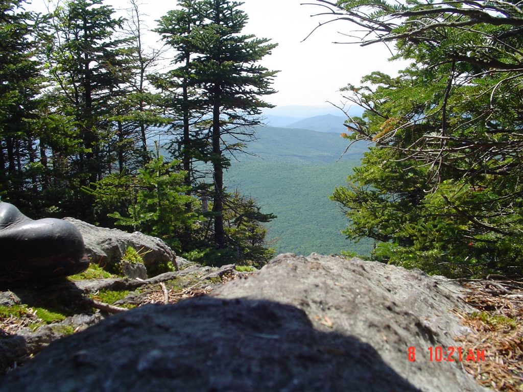 I'm about an hour out of Emily Proctor, heading north on the LT. This is an eastern view from Mount Wilson.