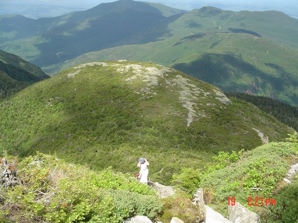 I'm heading down, to the north, back toward my Taft Lodge shelter. It was a great day of Mansfield hiking! 3:20  PM.